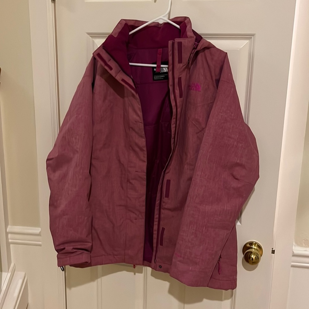 North Face Ski Jacket, Womens XL, excellent used condition, only worn 2 times